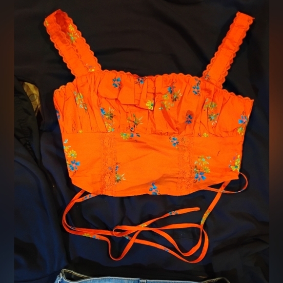 Nasty Gal Size 10 Top With Universal Thread Size 6 Distressed Shorts - Picture 10 of 10